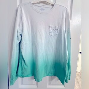🐳Vineyard vines long sleeved shirt